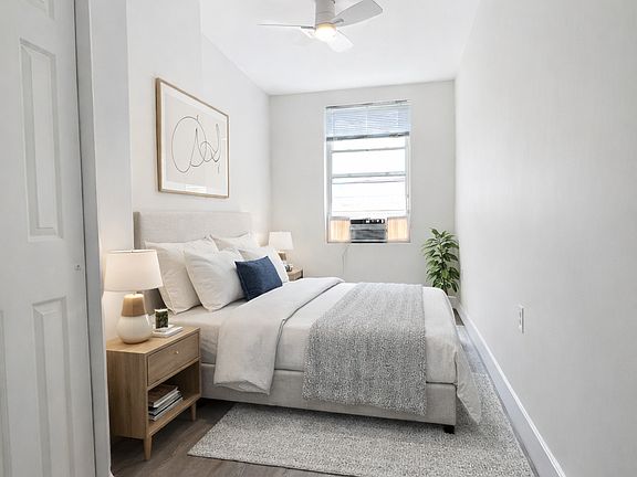3rd image of 1604 Lexington Ave #2