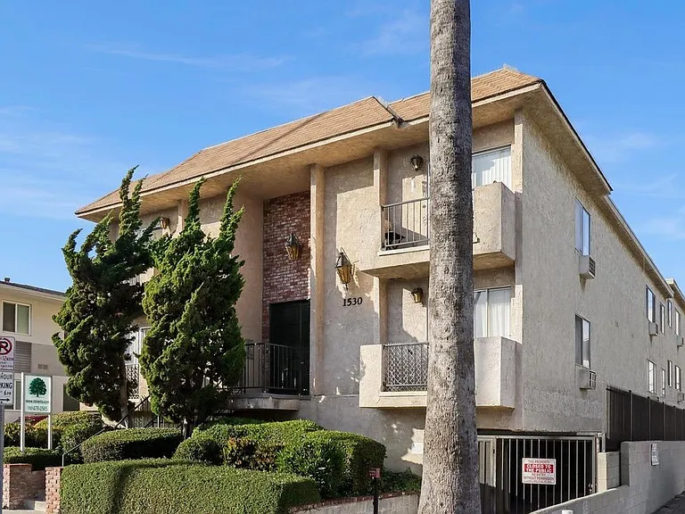 1530 Corinth Ave #7 — Photo 4