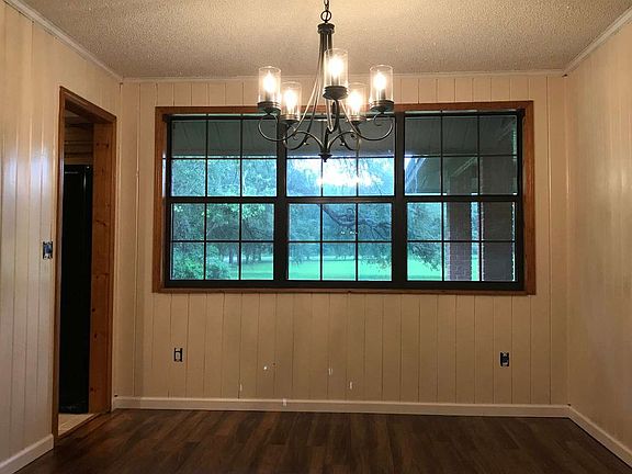 5th image of 199 SW Miracle Ct