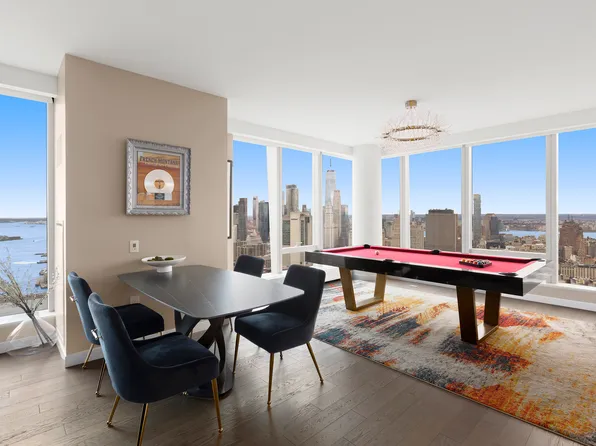 252 South Street image 3 of 7