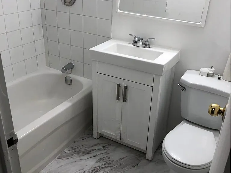 940 Caledonia Rd #909 — Photo 6