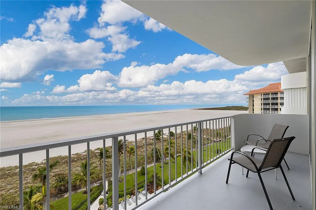 2 bed, 2.0 bath, 837 sqft, $9,500 — Photo 1
