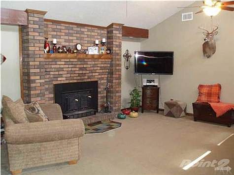 3rd image of 244 Hillview Dr