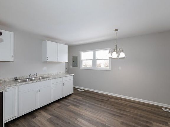 5th image of 3568 Patton Dr