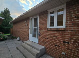 122 Bunting Rd #98, Saint Catharines, ON L2P 3X7