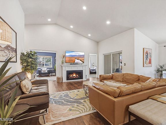 5th image of 2848 San Juan Cir