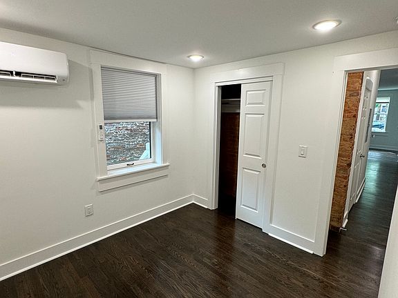 4th image of 1614 Mansfield St #1