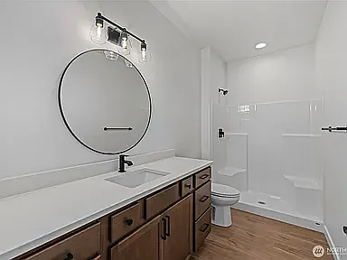 745 Prospect St — Photo 15