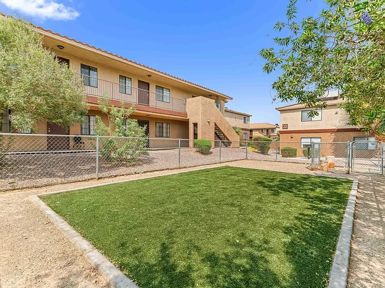 Arcadia Palms — Photo 31