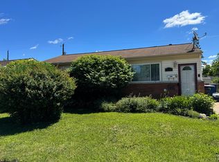 1639 Winifred St, Westland, MI 48186