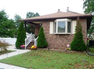 225 Lakehurst Ave, National Park, NJ 08063