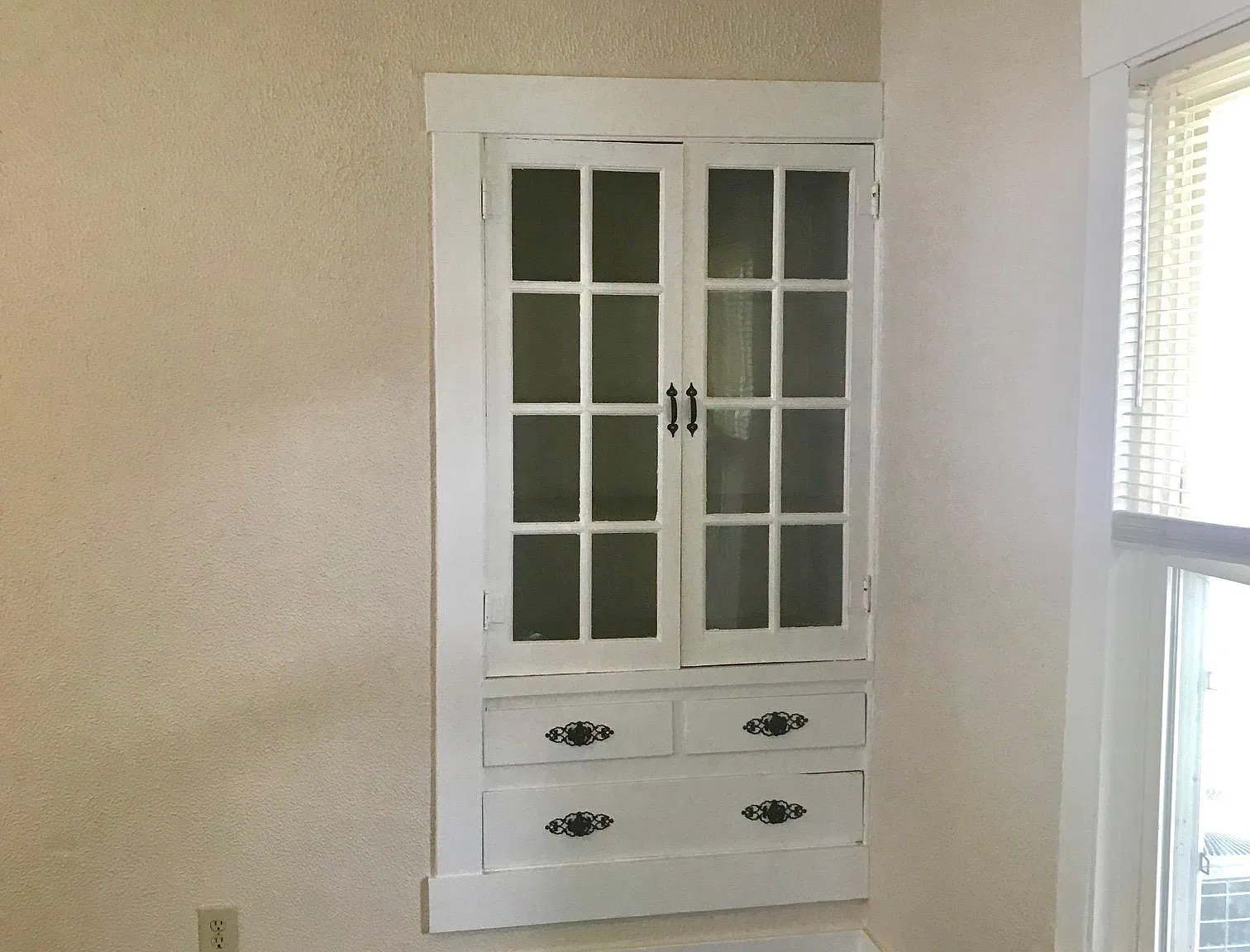 3 bed, 958 sqft, $1,350 — Photo 3