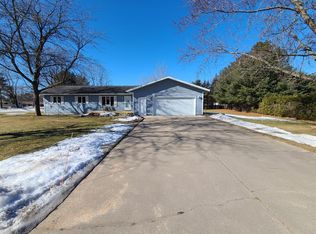 1461 Mulberry Dr, Plover, WI 54467
