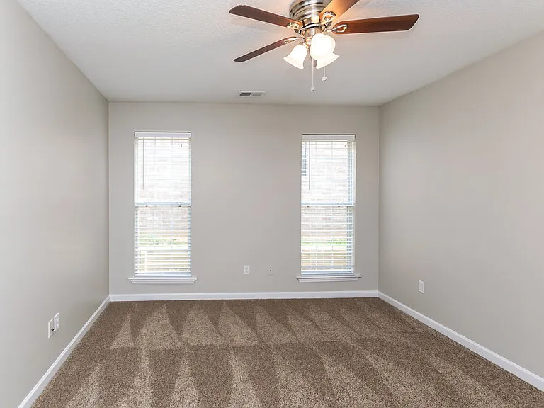 10805 Paul Coleman Dr — Photo 6