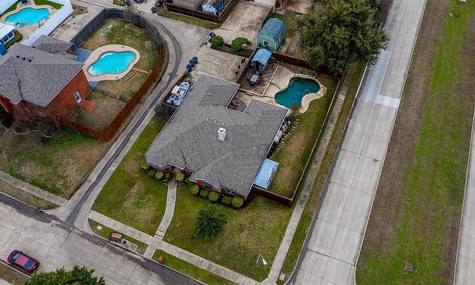 1st image of 1100 Boyd Dr