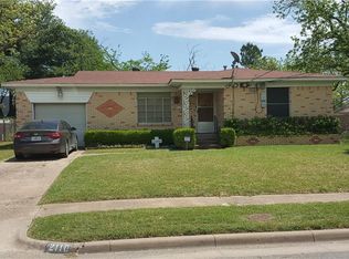 2110 Mack Ln, Dallas, TX 75227