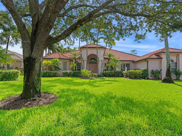 868 Forest Glen Lane, Wellington, FL 33414