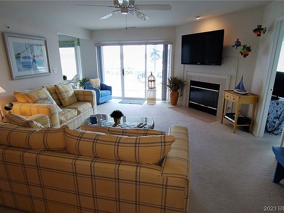 3rd image of 418 Regatta Bay Dr #1A