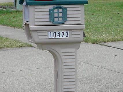 5th image of 10423 Village Dr