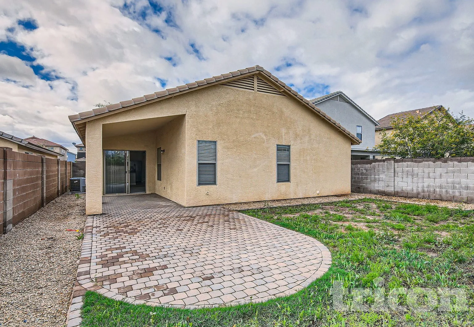2204 W Vineyard Plains Dr Queen Creek AZ — Photo 2