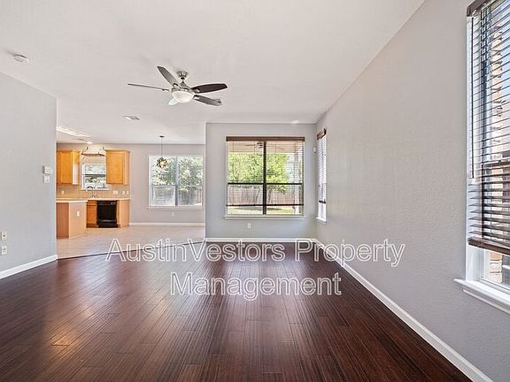 4th image of 11100 Los Comancheros Rd