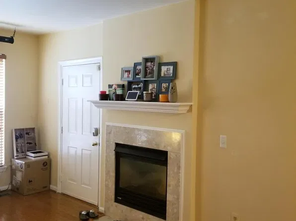1587 Leeds Castle Dr APT 102, Vienna, VA 22182