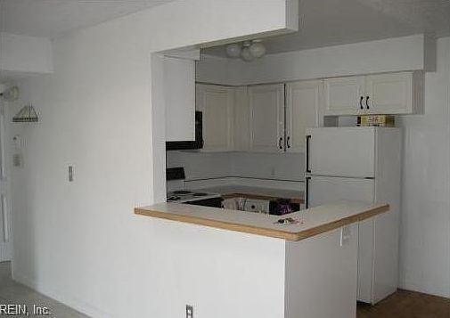 2nd image of 9535 Bay Front Dr