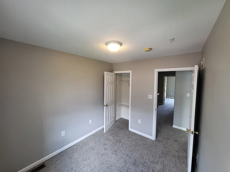 114 Vince Dr — Photo 25