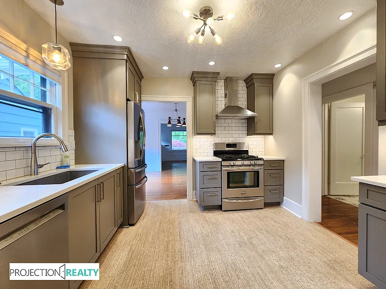 3336 NE 11th Ave — Photo 7