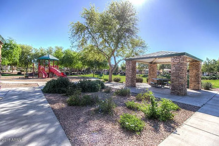 4147 E Fairbanks St — Photo 37