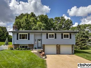 2606 N 96th St, Omaha, NE 68134