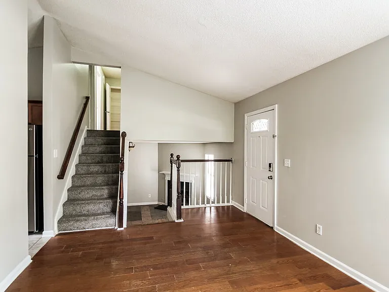 6229 Creekford Ln — Photo 6