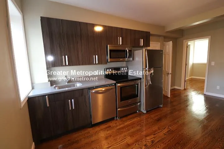 4 Michelangelo St #10 — Photo 1