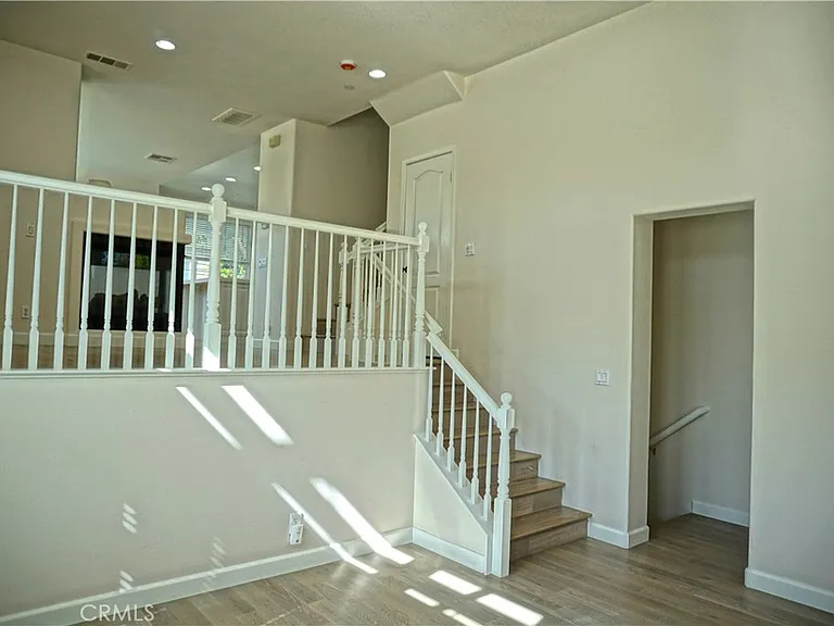 2099 Owens Dr — Photo 4