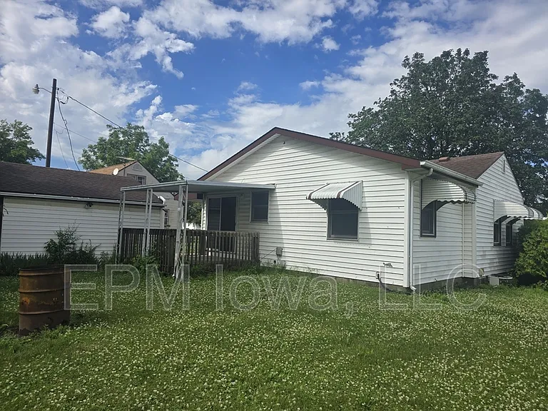 7206 La Porte Rd — Photo 2