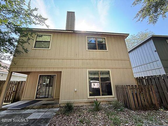 2nd image of 301 Millers Trace Dr