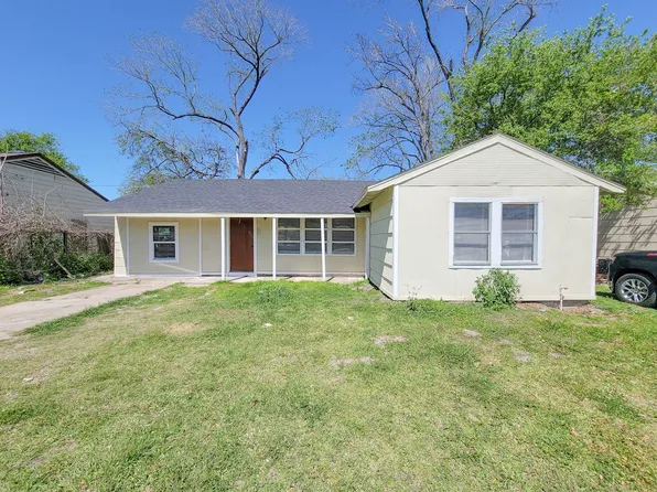 5815 Southseas St, Houston, TX 77033