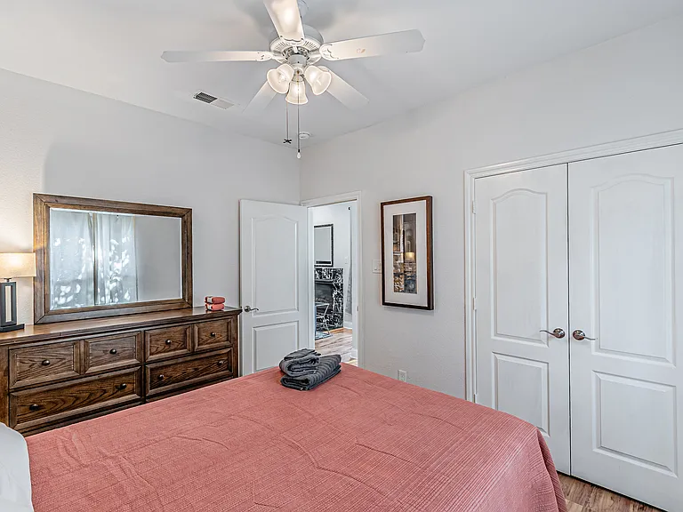4224 Las Brisas Dr — Photo 18