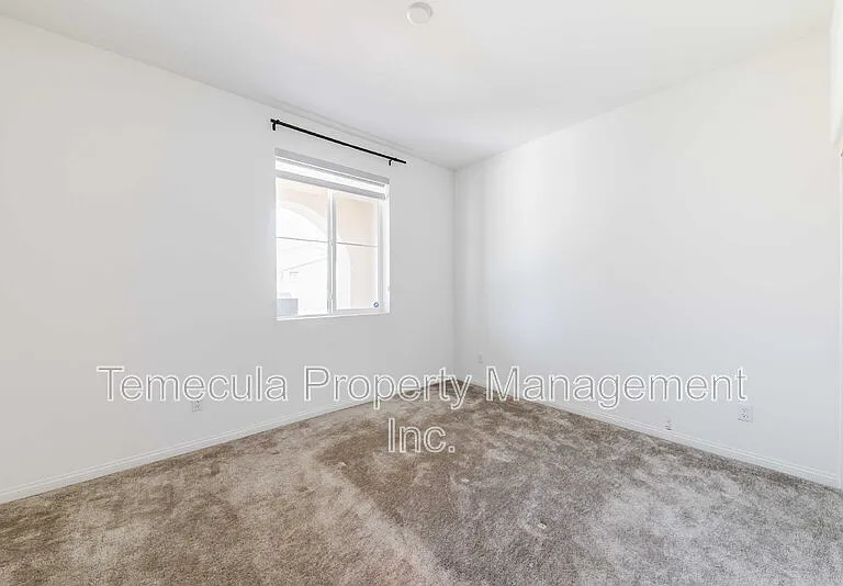 1816 Tapaderos St — Photo 7