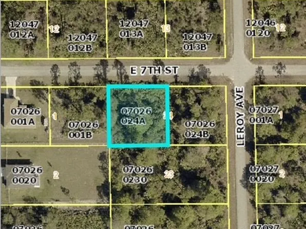 3604 E 7th St, Lehigh Acres, FL 33972