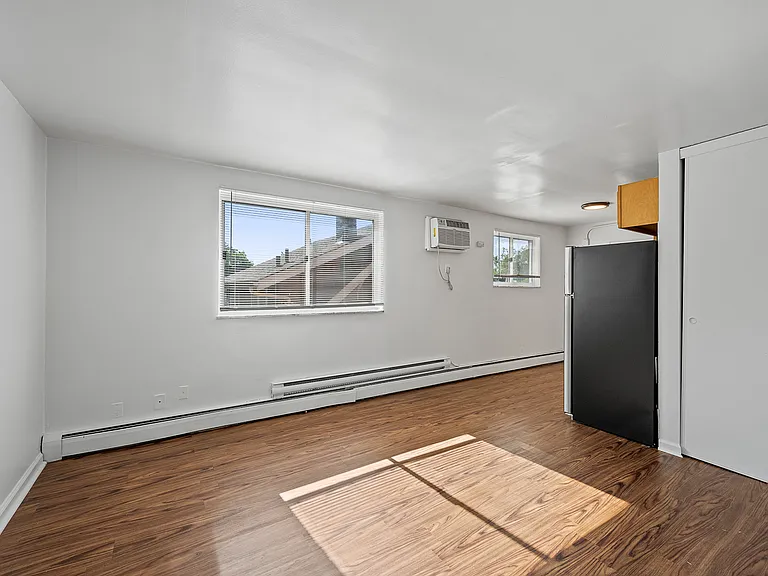 1522 Cedar Ave #2 — Photo 5