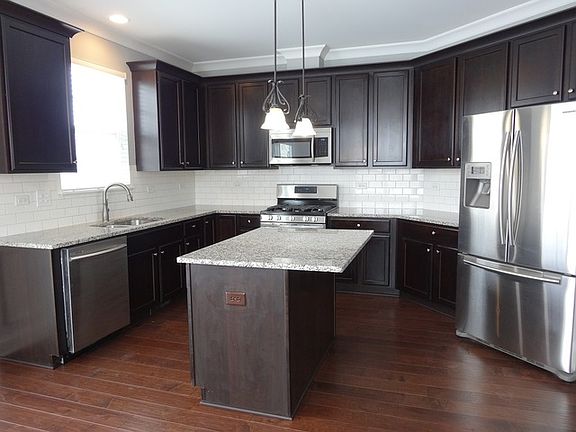 5th image of 6553 Lilac Blvd