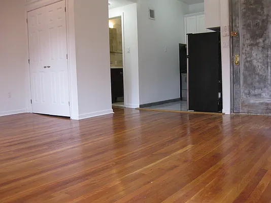 Rented by America Mecca Realty LLC | media 29