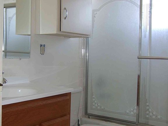 3rd image of 3537 Alden Way APT 2