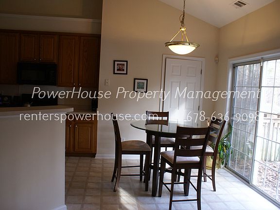 5th image of 1170 Dogwood Park Dr