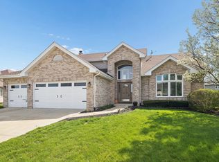 19443 Edgebrook Ln, Tinley Park, IL 60487
