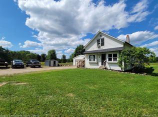 11004 Bryce Rd, Emmett, MI 48022