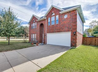 6898 Paintbrush Ct, North Richland Hills, TX 76182