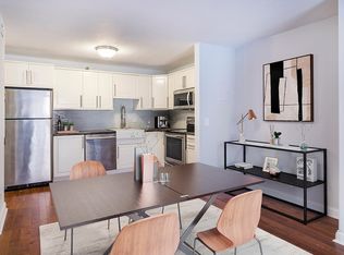 26 10th St W UNIT 304, Saint Paul, MN 55102