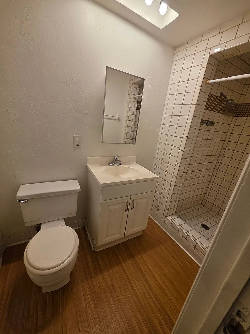 EM879-YSouthTahoeApartments — Photo 4